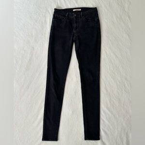 Black Levi’s Jeans
